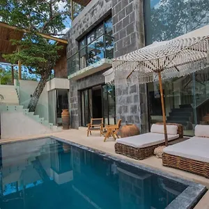 Aman Villa